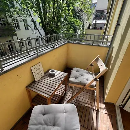 Cosy Bright Comfortable Near Ostkreuz * Niederdorla